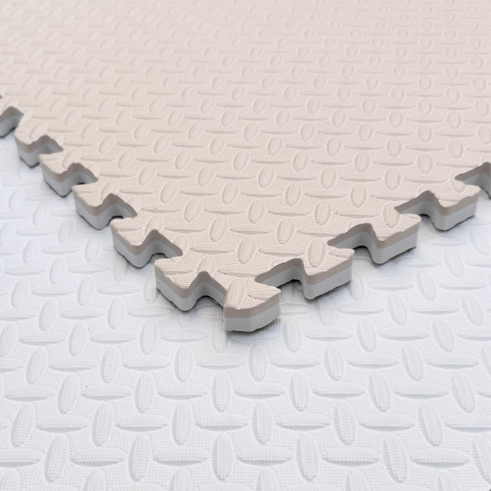 מזרן פאזל דו צדדי 100/100/2 ס"מ - בז' ולבן – תמונה 2