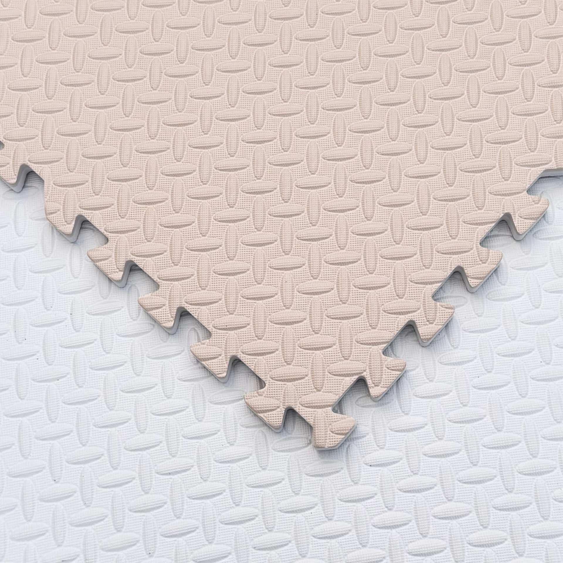 מזרן פאזל דו צדדי 100/100/2 ס"מ - בז' ולבן – תמונה 3