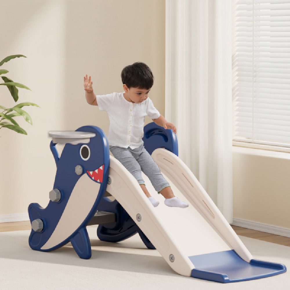 מגלשה מעוצבת מתקפלת לילדים עם כדורסל - דגם כרישון כחול