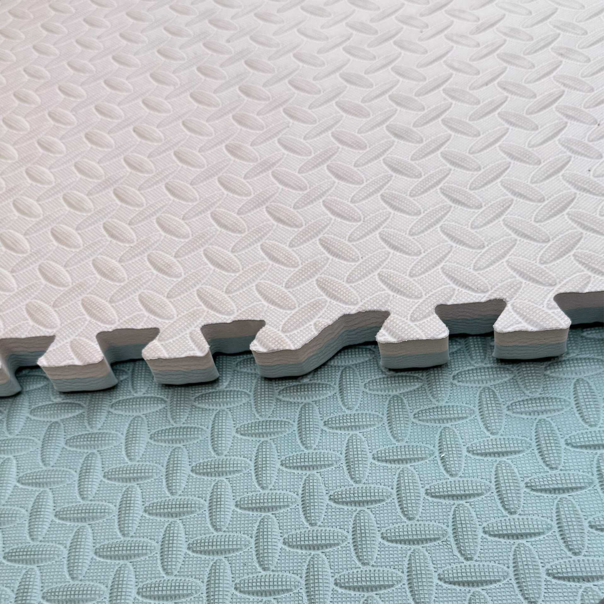 מזרן פאזל דו צדדי 60/60/2 ס"מ - ירוק ובז' כהה – תמונה 8