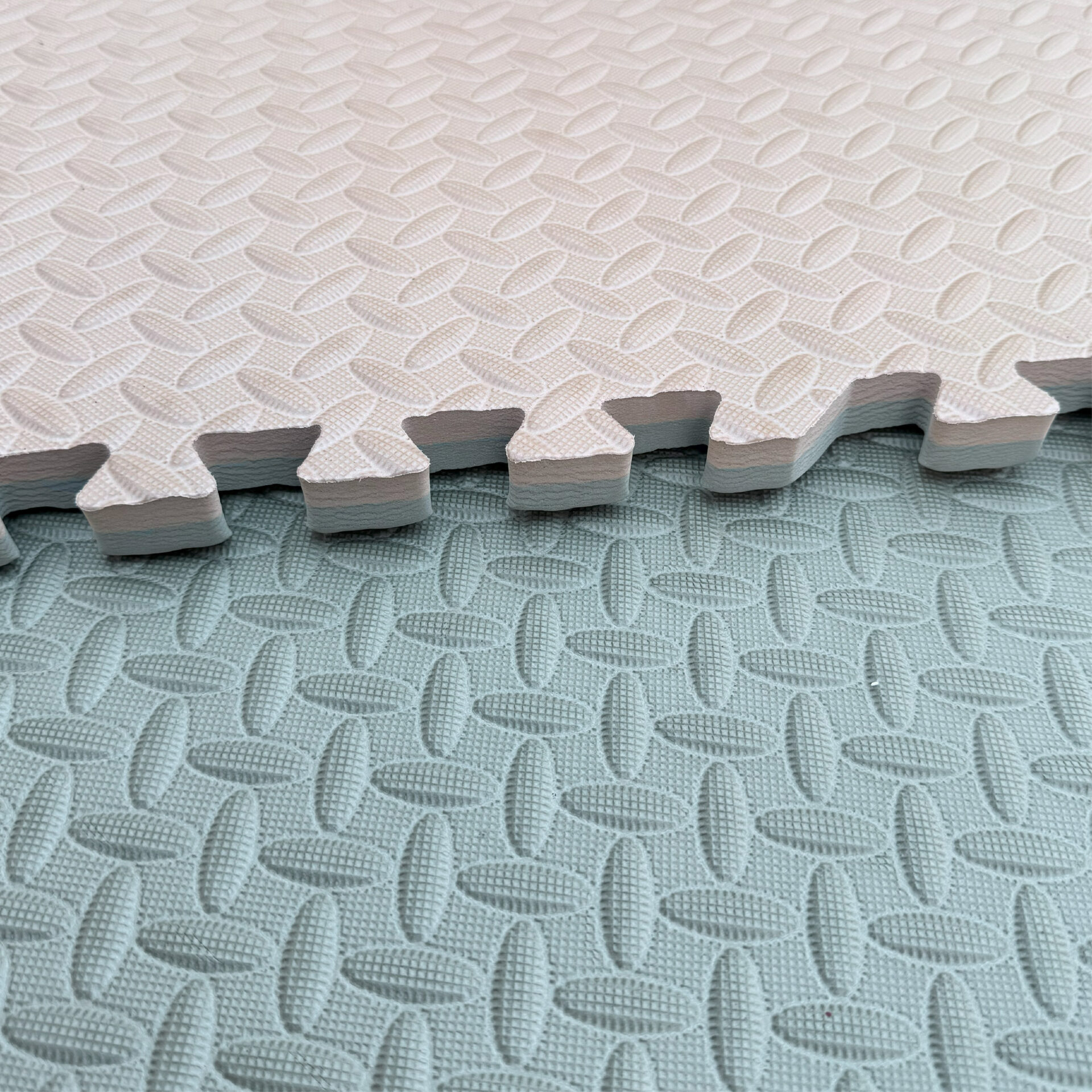 מזרן פאזל דו צדדי 60/60/2 ס"מ - ירוק ובז' כהה – תמונה 4