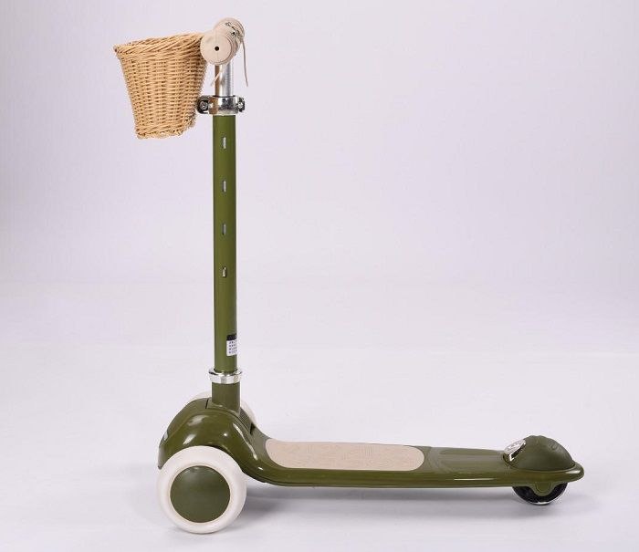 קורקינט וינטג' עם סלסלת קש - ירוק – תמונה 3